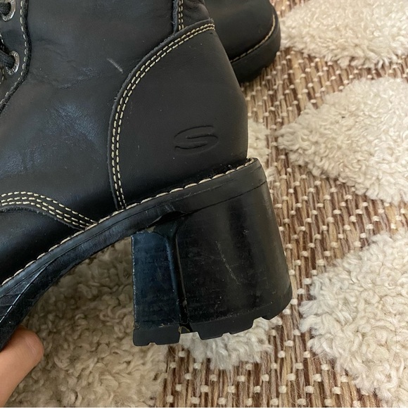 Skechers Vintage Black Leather Heeled Boots size 8.5 - Picture 3 of 10